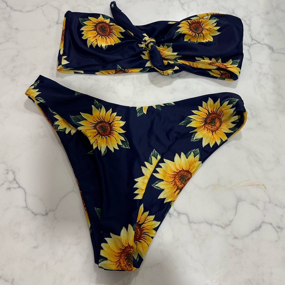 Sunflower Bikini 🌻👙